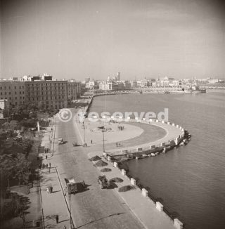 general-view-of-the-waterfront-at-bari-italy-taken-from-roof-of-hotel-imperial-1943_ww2